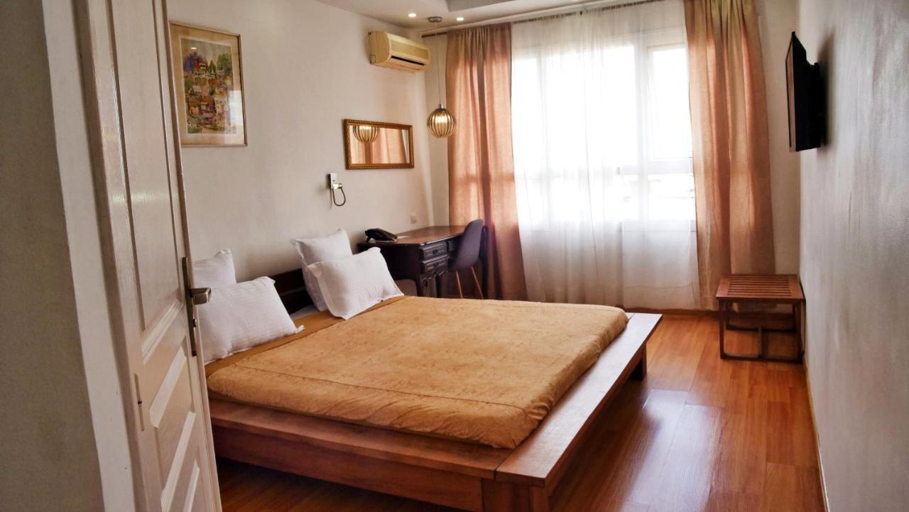 Radama Hotel Ανταναναρίβο Εξωτερικό φωτογραφία