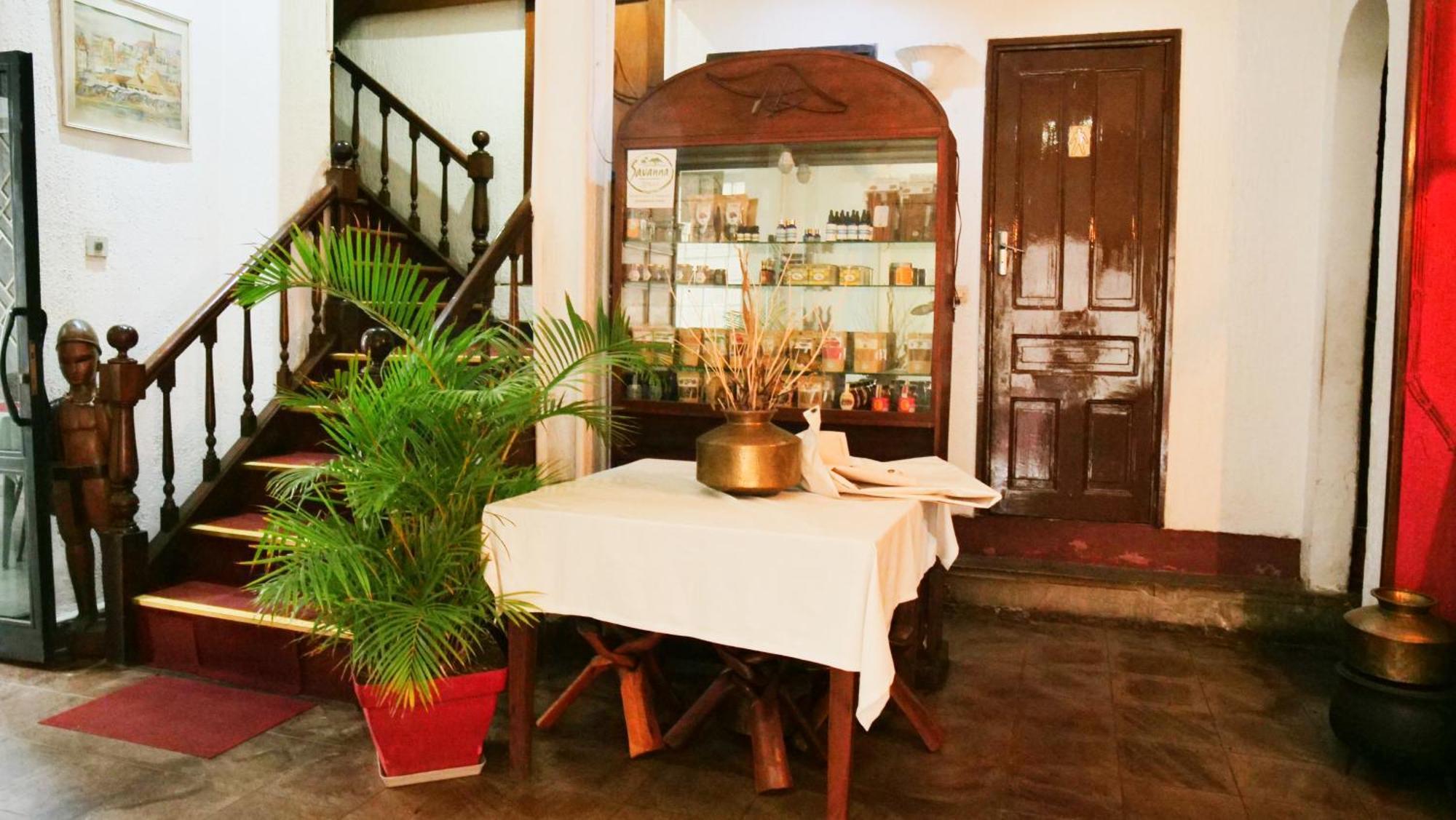 Radama Hotel Ανταναναρίβο Εξωτερικό φωτογραφία